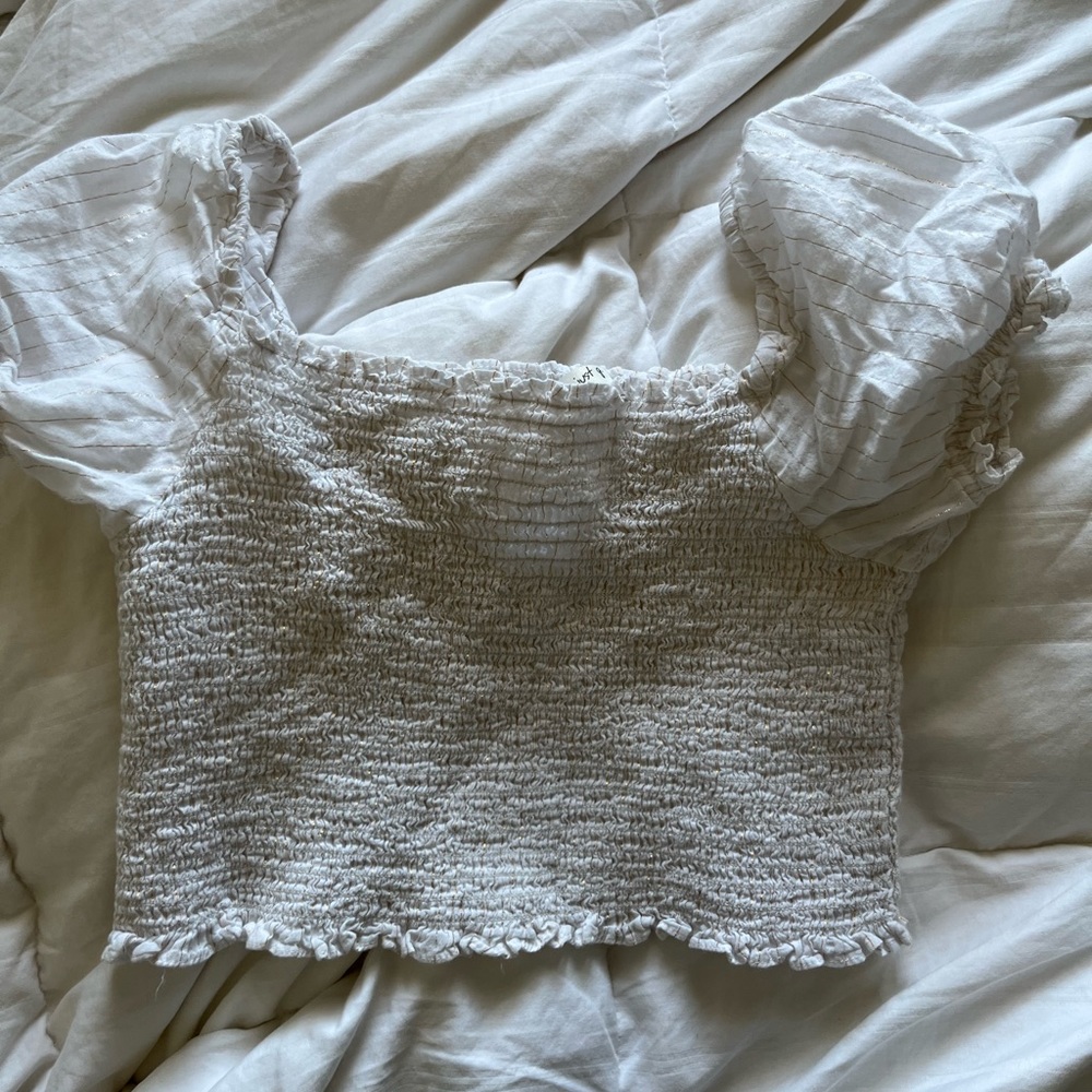 white blouse ! - Picture 3 of 5